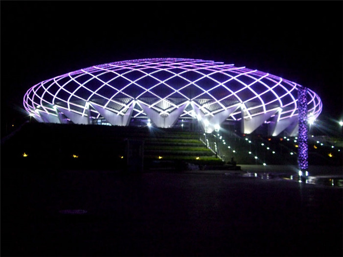 Aktueller Firmenfall über Universiade-Stadion